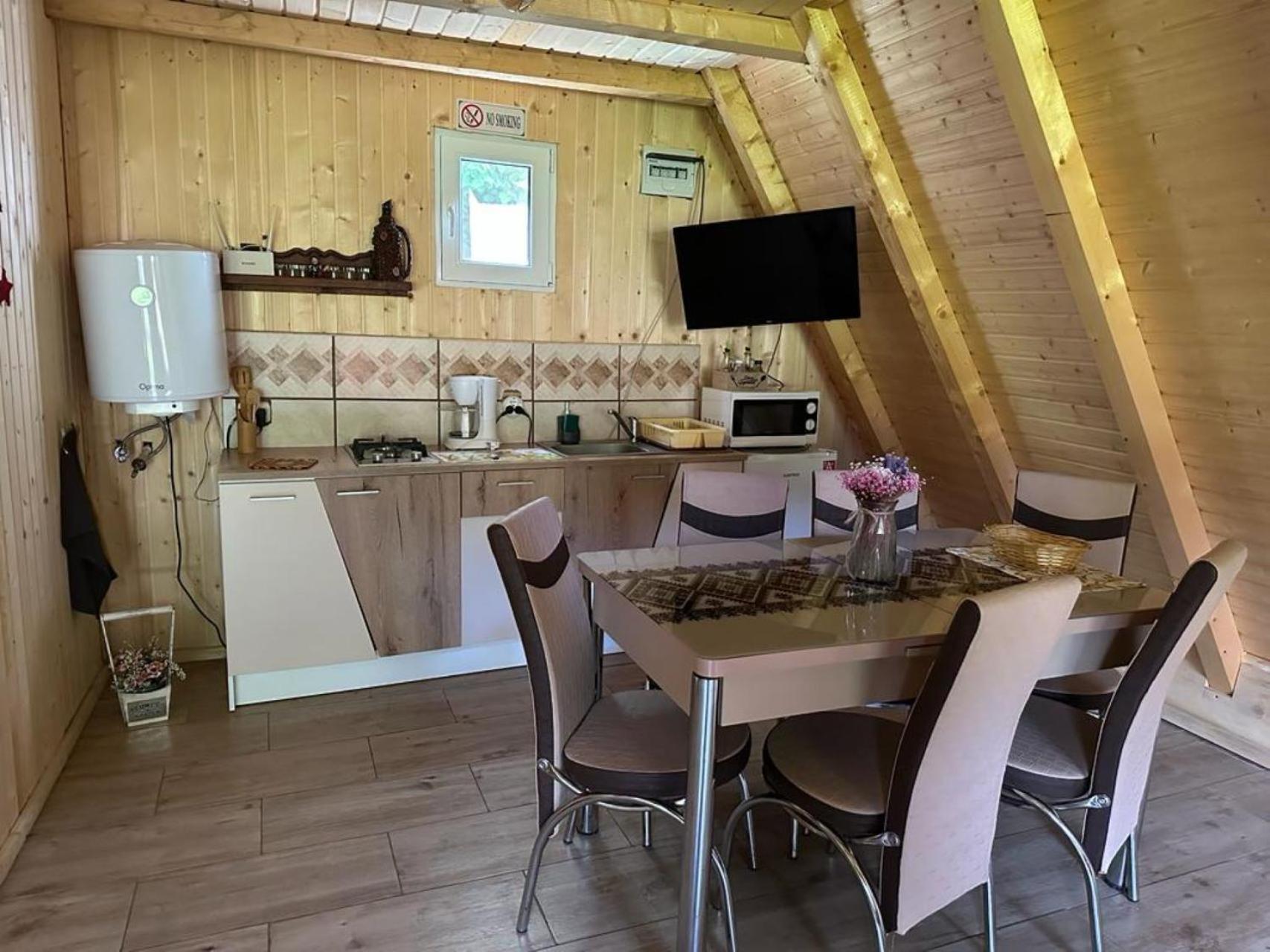 Cabanutze Satic Villa Rucăr Exteriör bild
